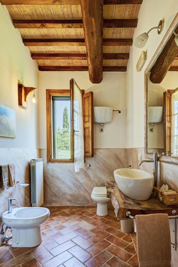 Agriturismo Lunadoro Farm stay *